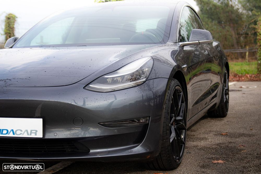 Tesla Model 3 Long-Range Dual Motor AWD - 11
