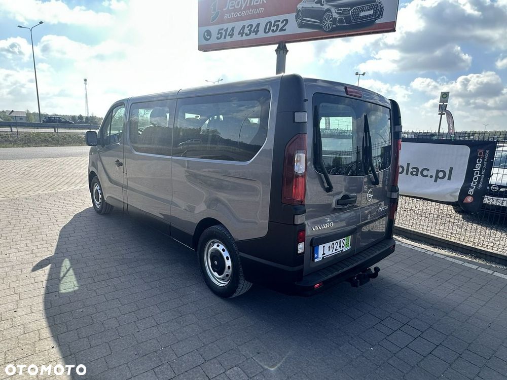 Opel Vivaro - 9
