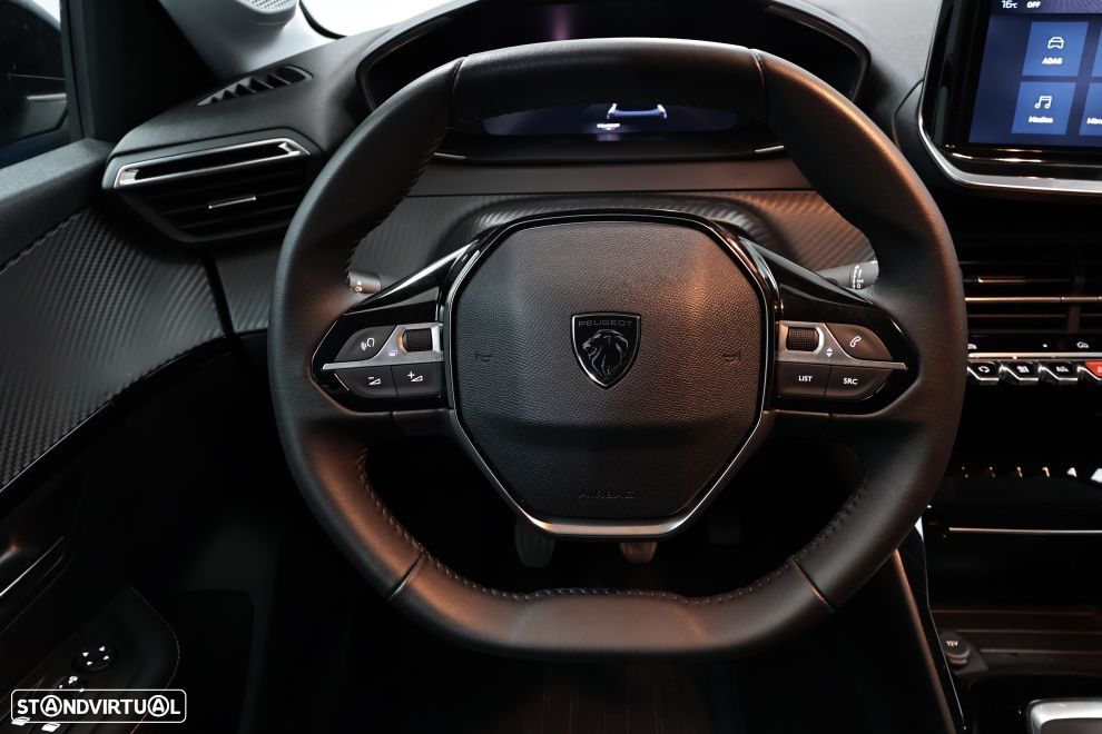 Peugeot 208 1.2 PureTech Allure - 15