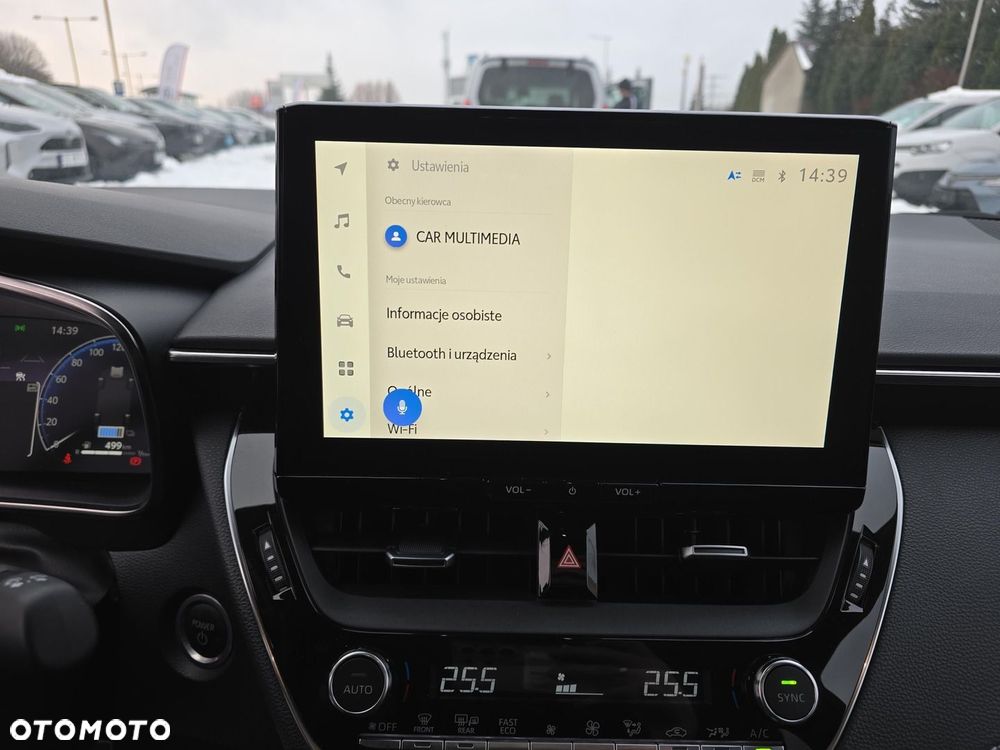 Toyota Corolla 1.8 Hybrid Style - 17