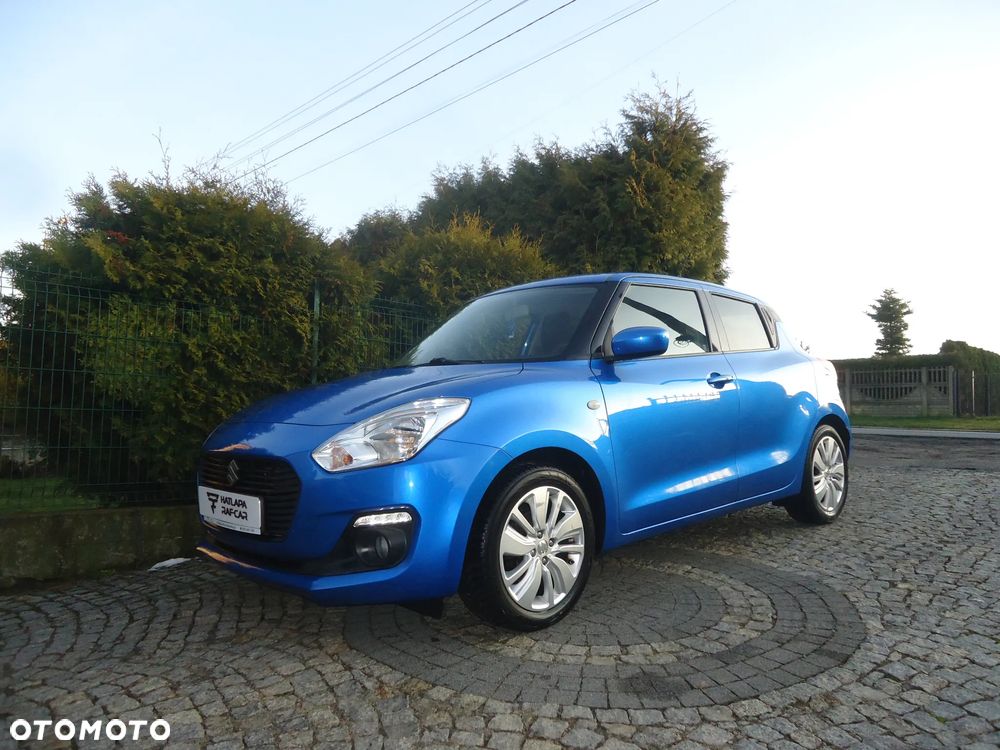 Suzuki Swift 1.2 Premium Plus - 3