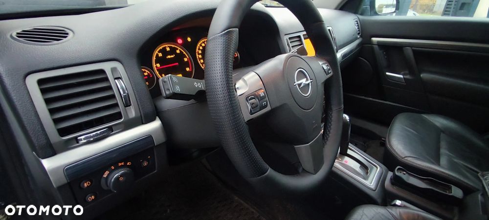Opel Vectra 1.9 CDTI Cosmo ActiveSelect - 24
