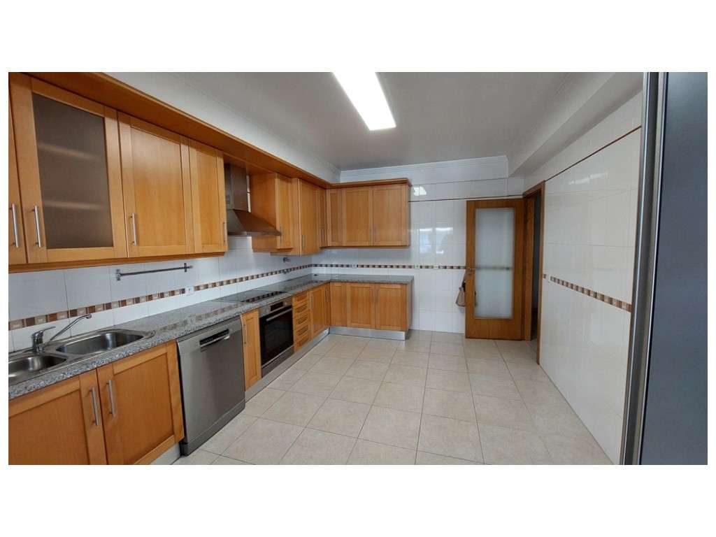 Apartamento T2 Arrendamento Leiria - Grande imagem: 2/17