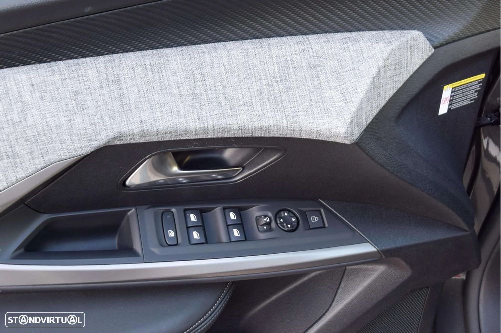 Peugeot 3008 1.2 Hybrid Allure e-DCS6 - 8