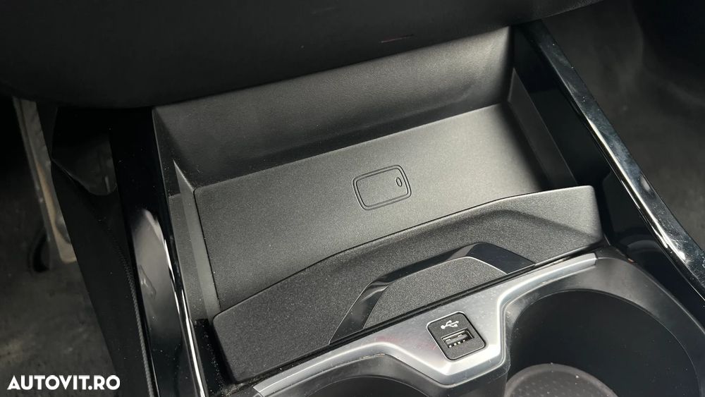 BMW Seria 2 218i AT - 21