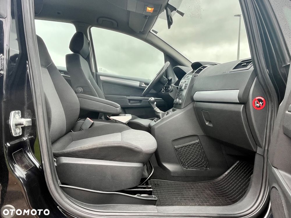 Opel Zafira 1.6 16V Comfort - 11