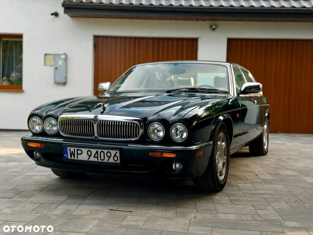 Jaguar XJ Sovereign 4.0 - 12