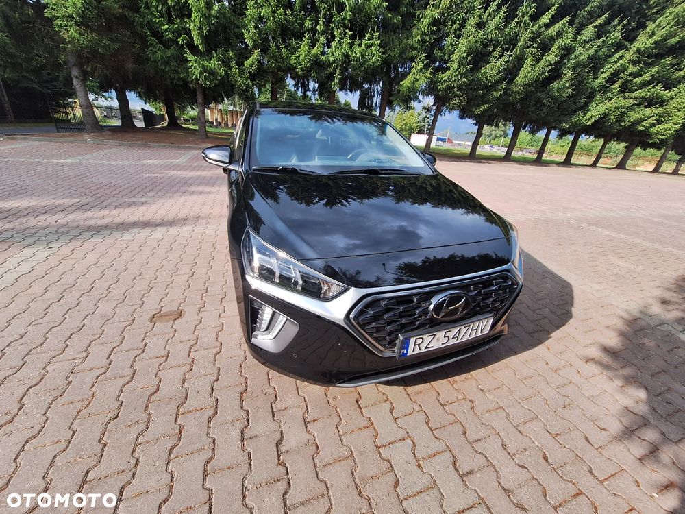 Hyundai IONIQ - 5