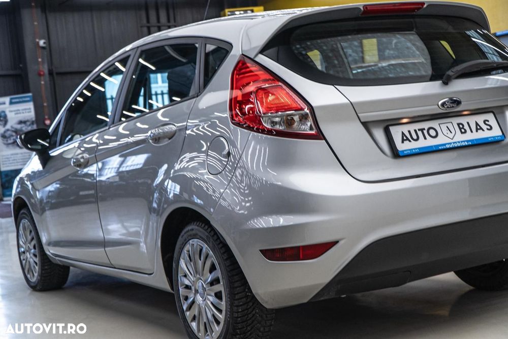 Ford Fiesta 1.0 Trend - 32