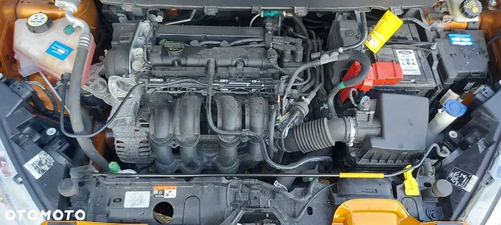 Ford B-MAX 1.6 Titanium - 18