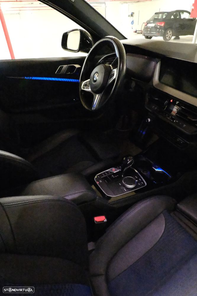 BMW 116 d Pack Desportivo M Auto - 34