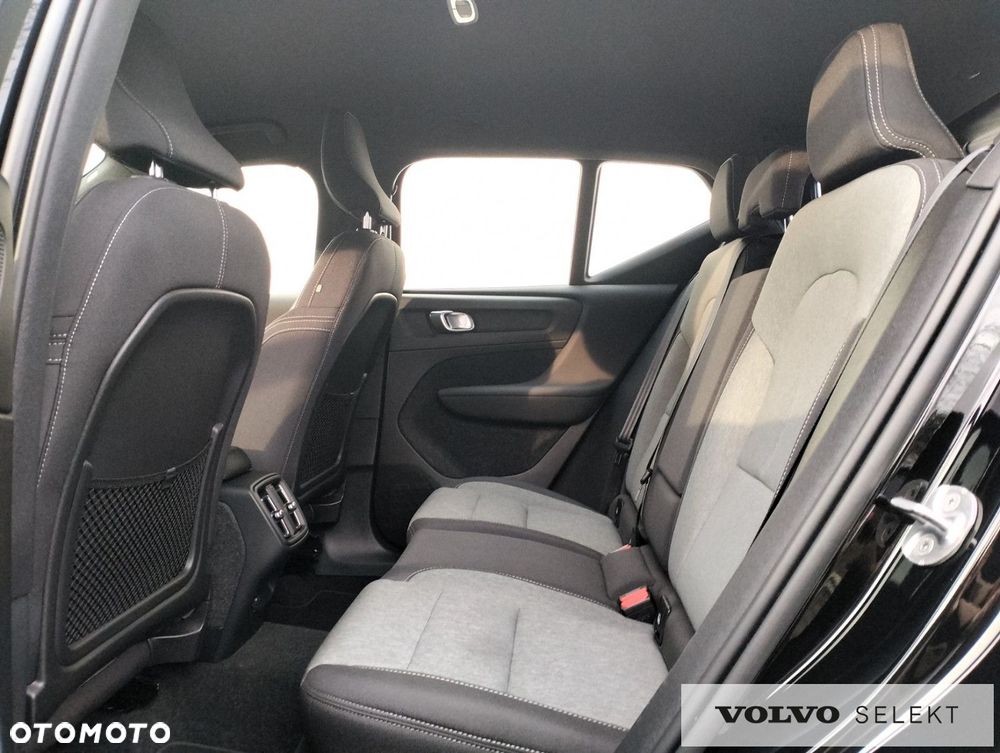 Volvo XC 40 - 11