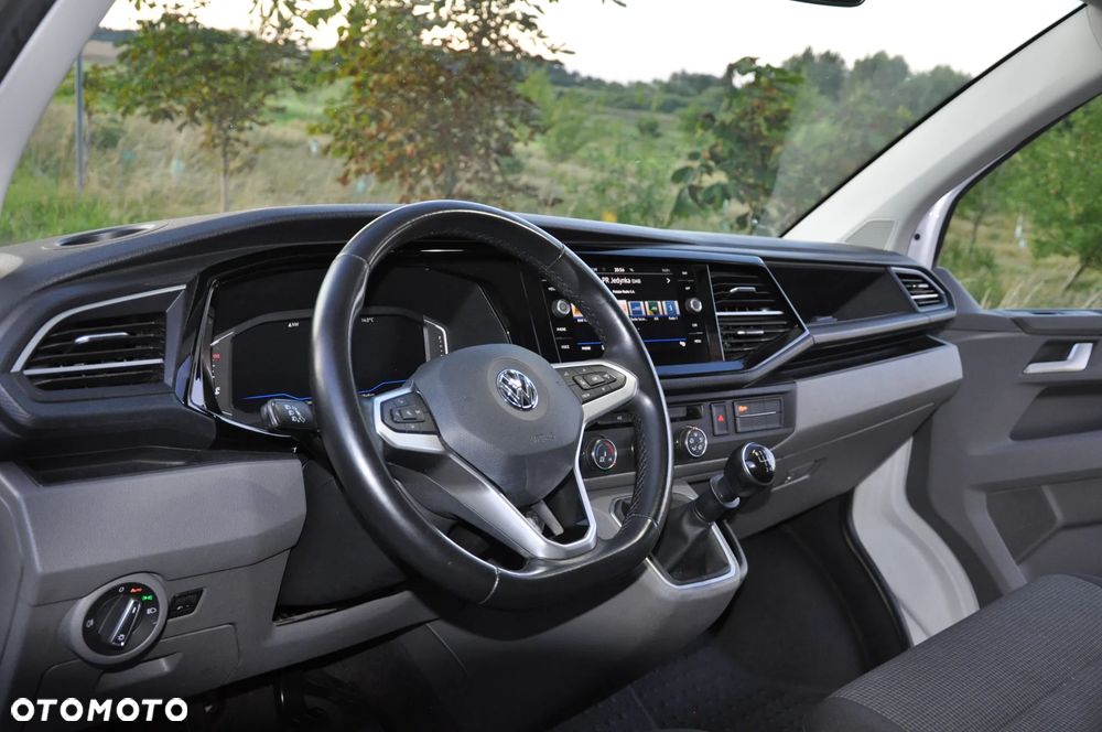Volkswagen T6.1 - 25