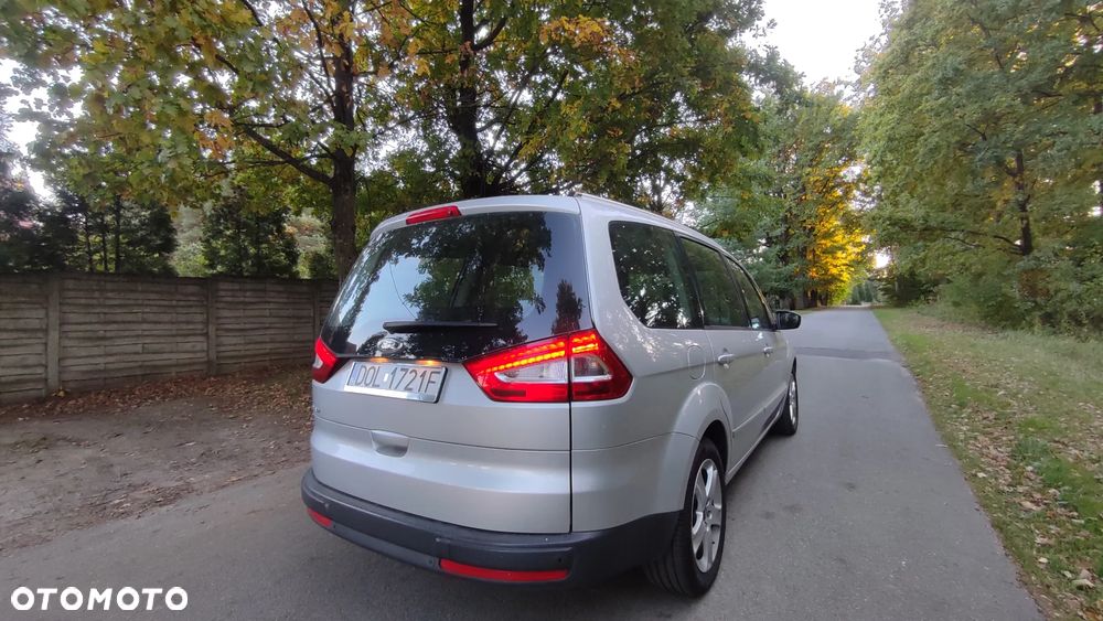 Ford Galaxy 2.0 TDCi Ghia - 26