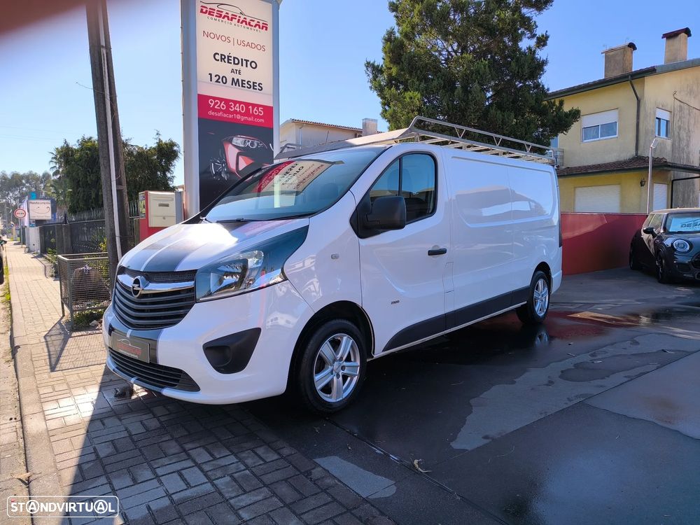 Opel Vivaro - 2