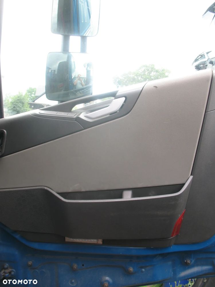 drzwi prawe kompletne volvo fh4 - 2