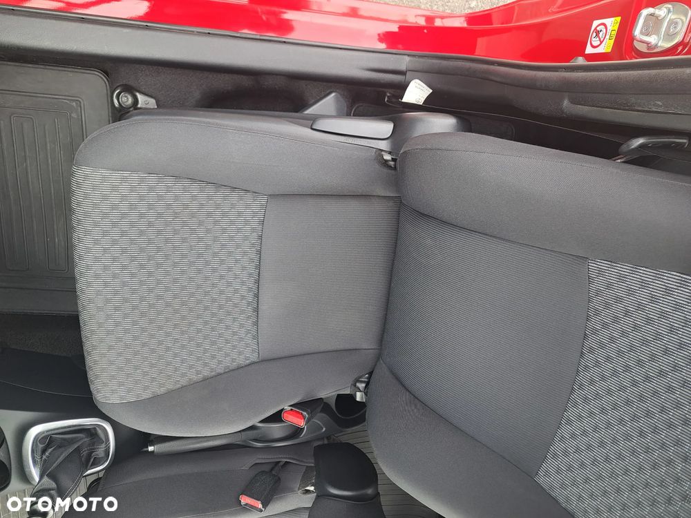 Toyota Yaris 1.33 Active - 30