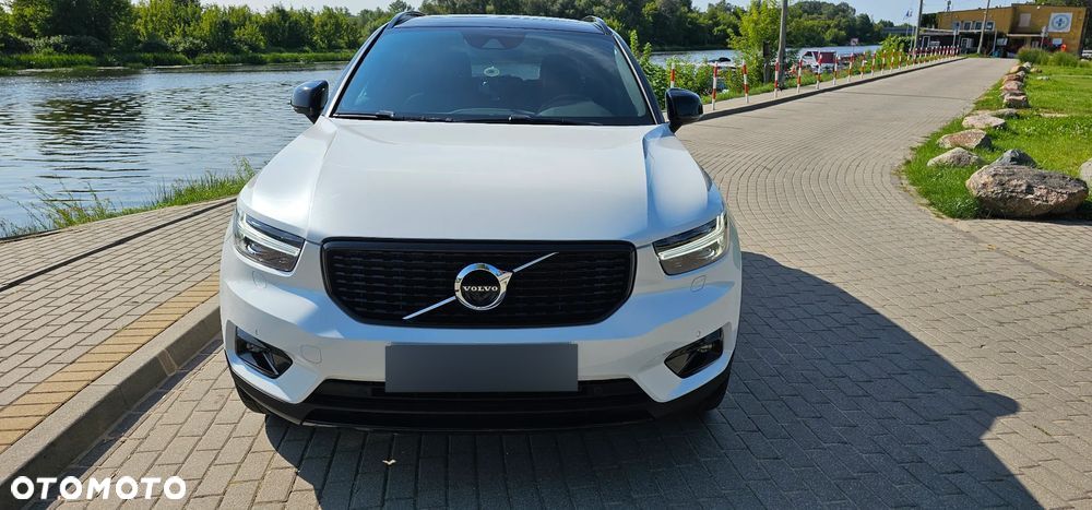 Volvo XC 40 T5 AWD Geartronic R-Design - 3
