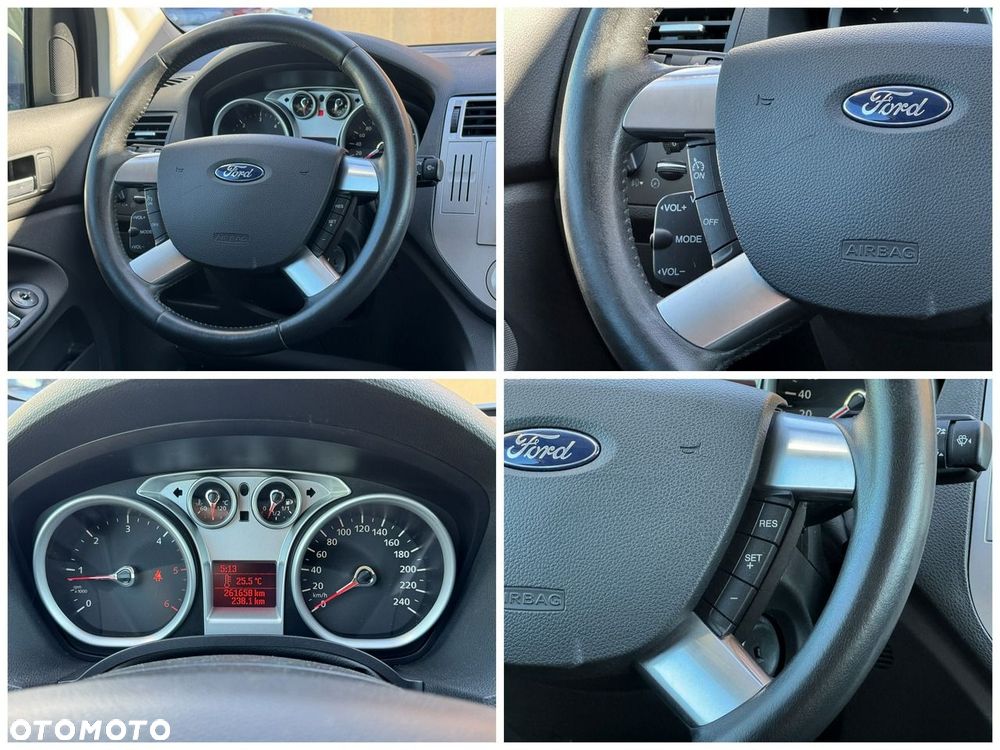 Ford Kuga - 26