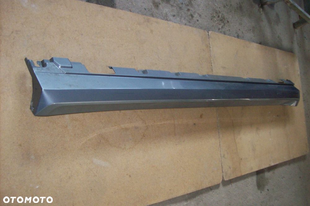 listwa progowa prawa mercedes glk w204 - 2