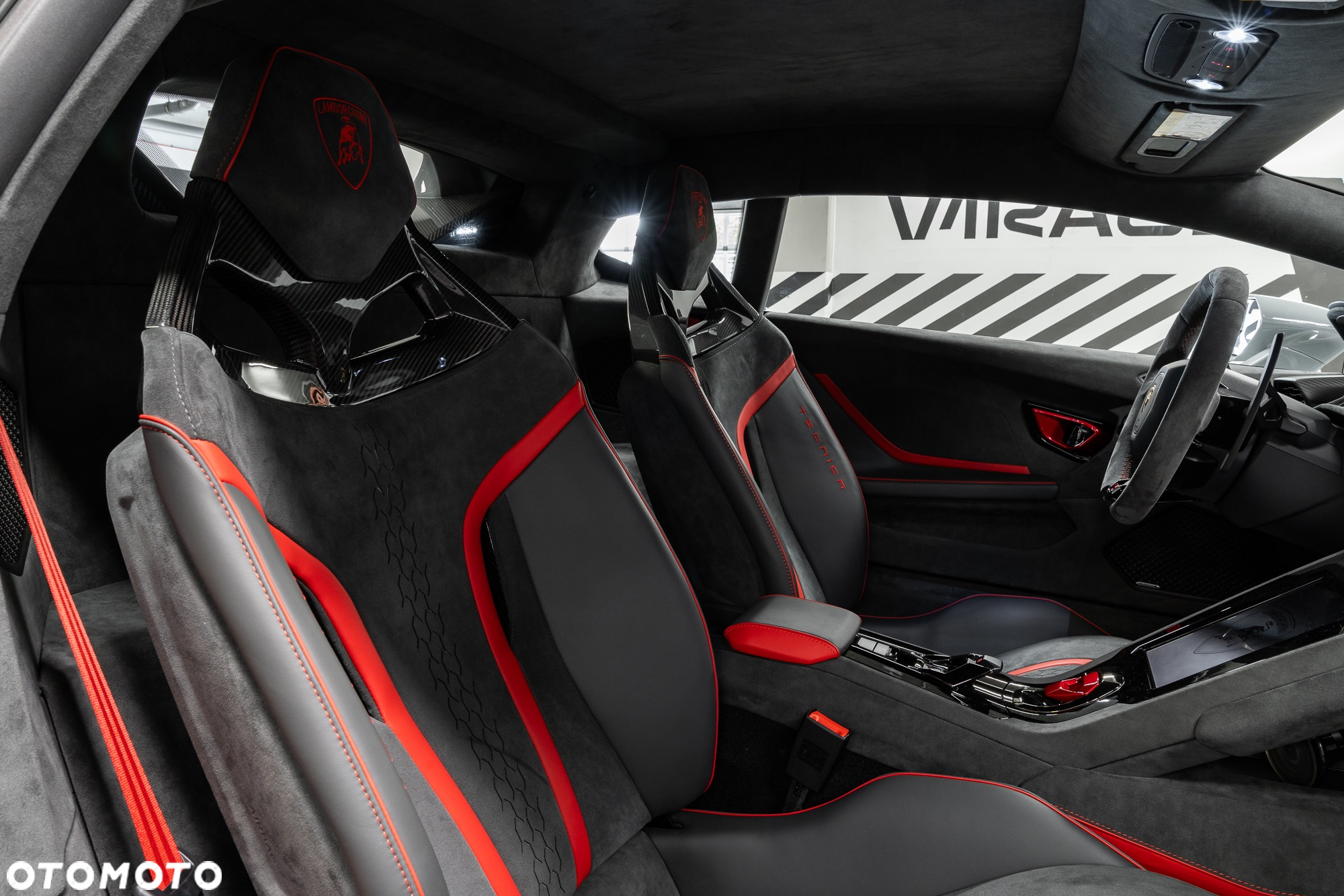 Lamborghini Huracan - 30