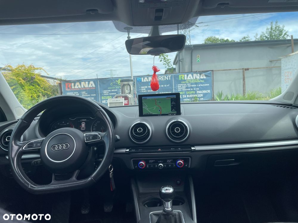 Audi A3 Sportback - 6
