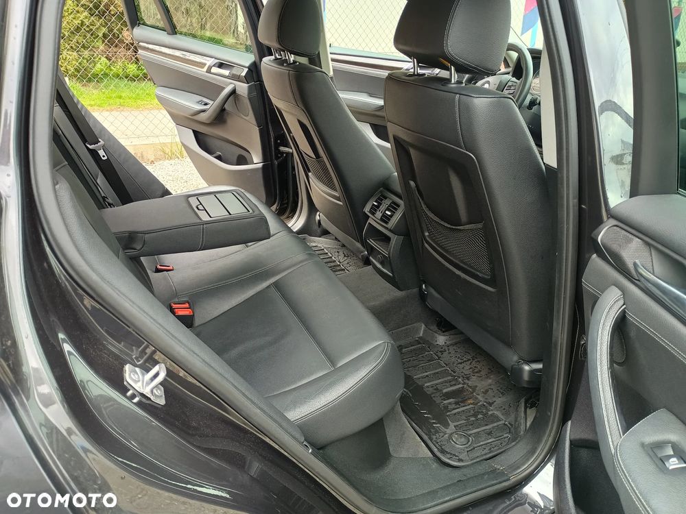BMW X4 xDrive28i - 28
