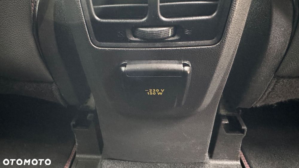 Ford Kuga 1.5 EcoBoost 2x4 ST-Line - 10