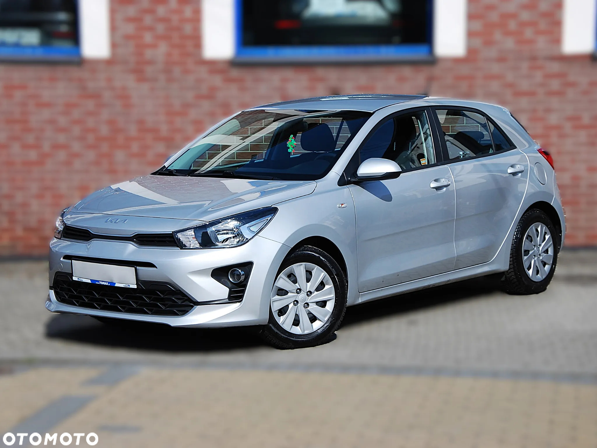Kia Rio - 10