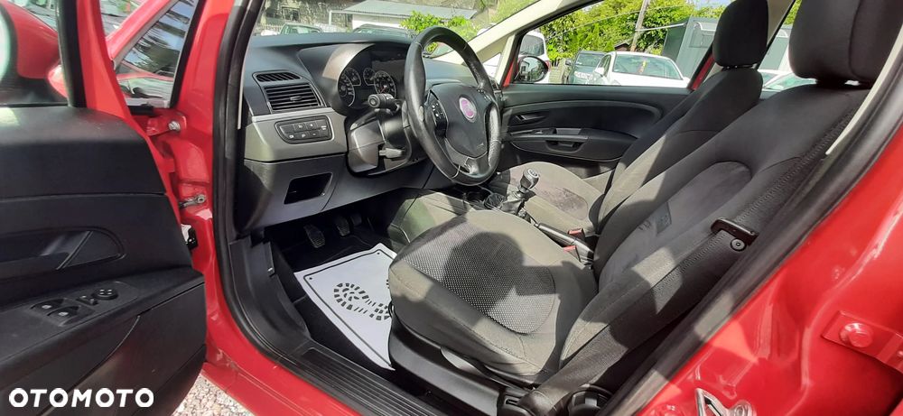 Fiat Grande Punto - 33