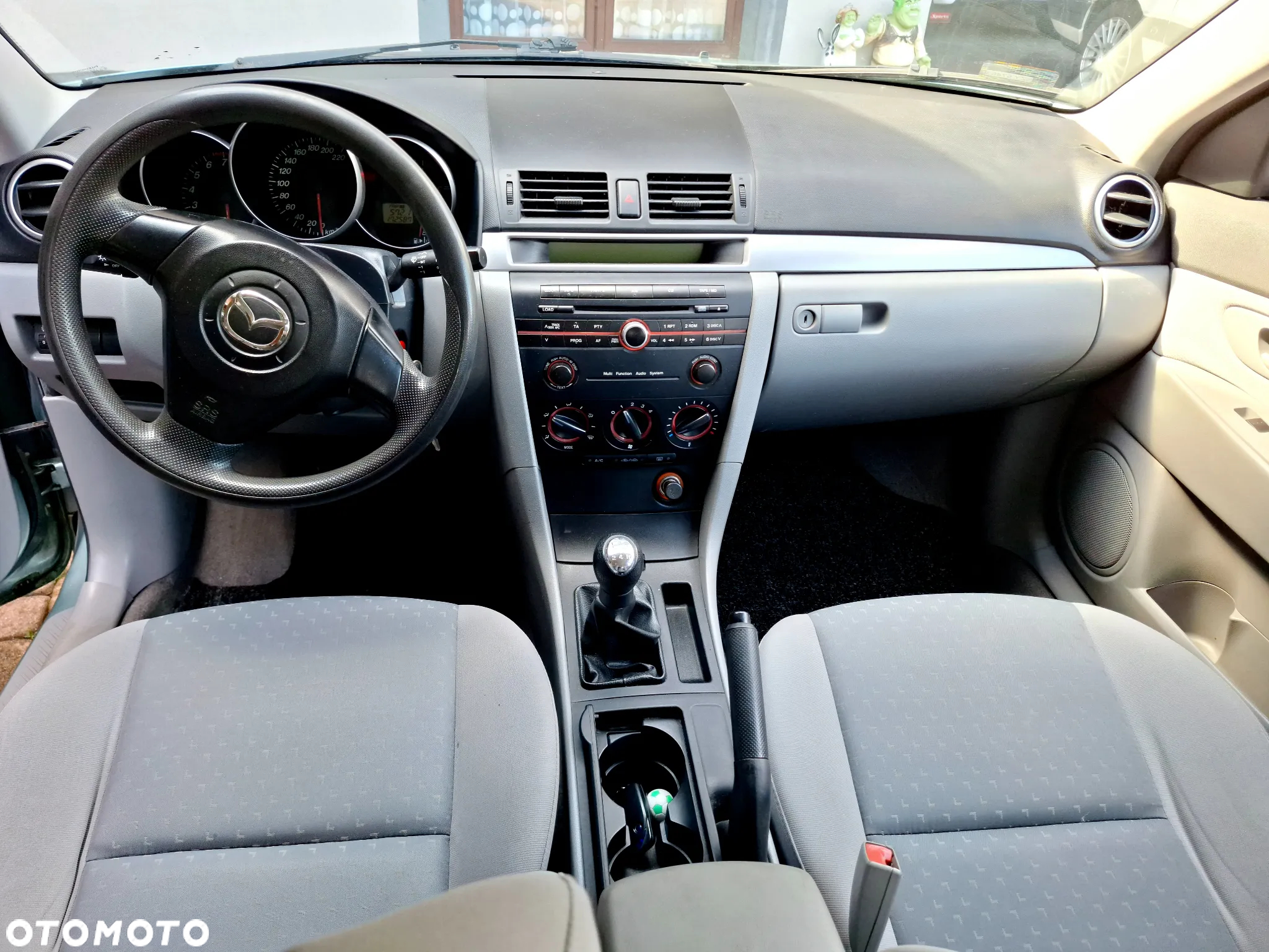 Mazda 3 - 6