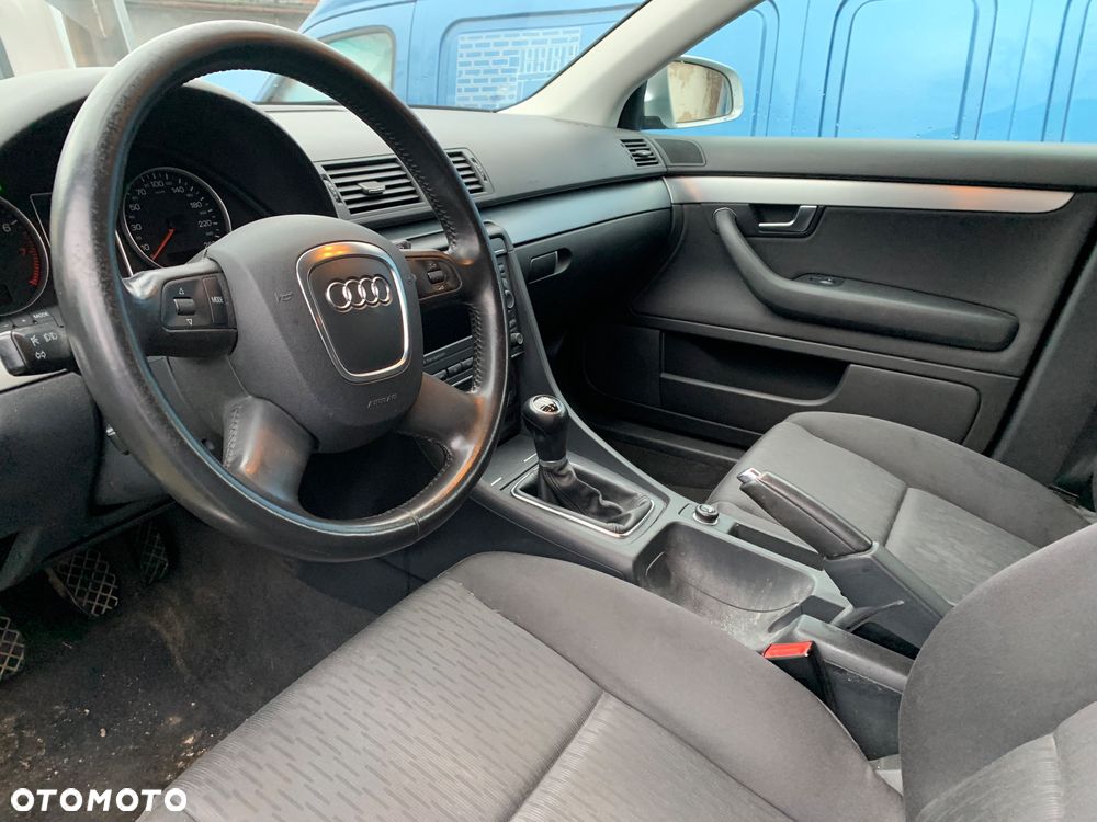 Audi A4 Avant - 34