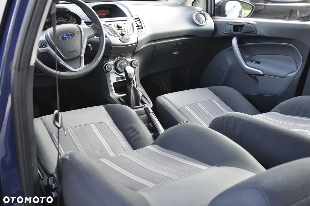 Ford Fiesta - 27