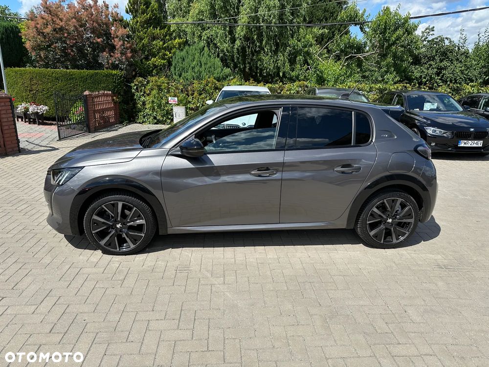 Peugeot 208 - 5