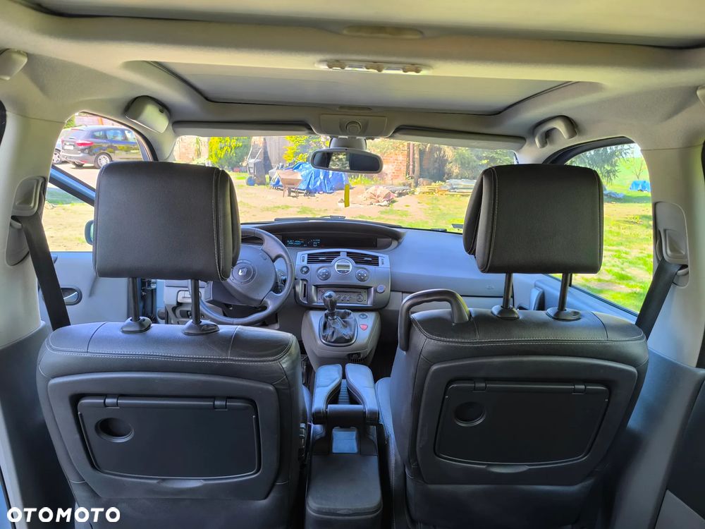 Renault Scenic 2.0 16V Luxe Privilege - 9