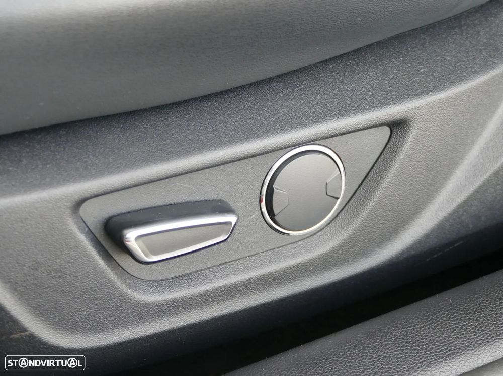 Ford Mustang 2.3i EcoBoost Aut. - 28