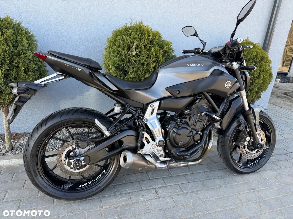 Yamaha MT - 5