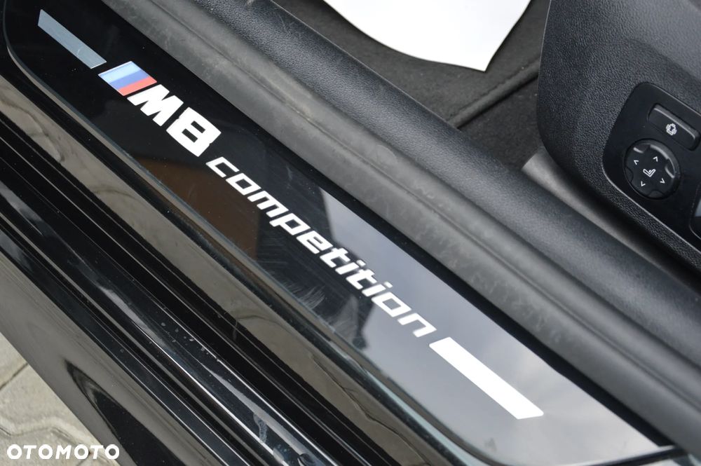 BMW M8 Competition - 13