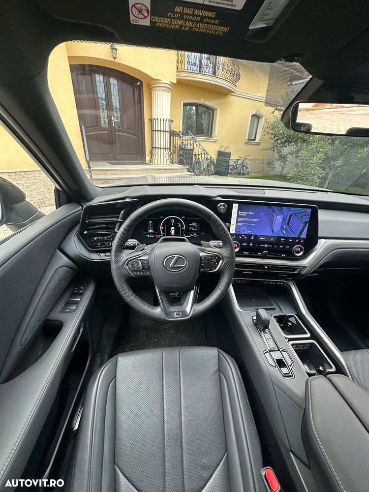 Lexus TX500 H - 11