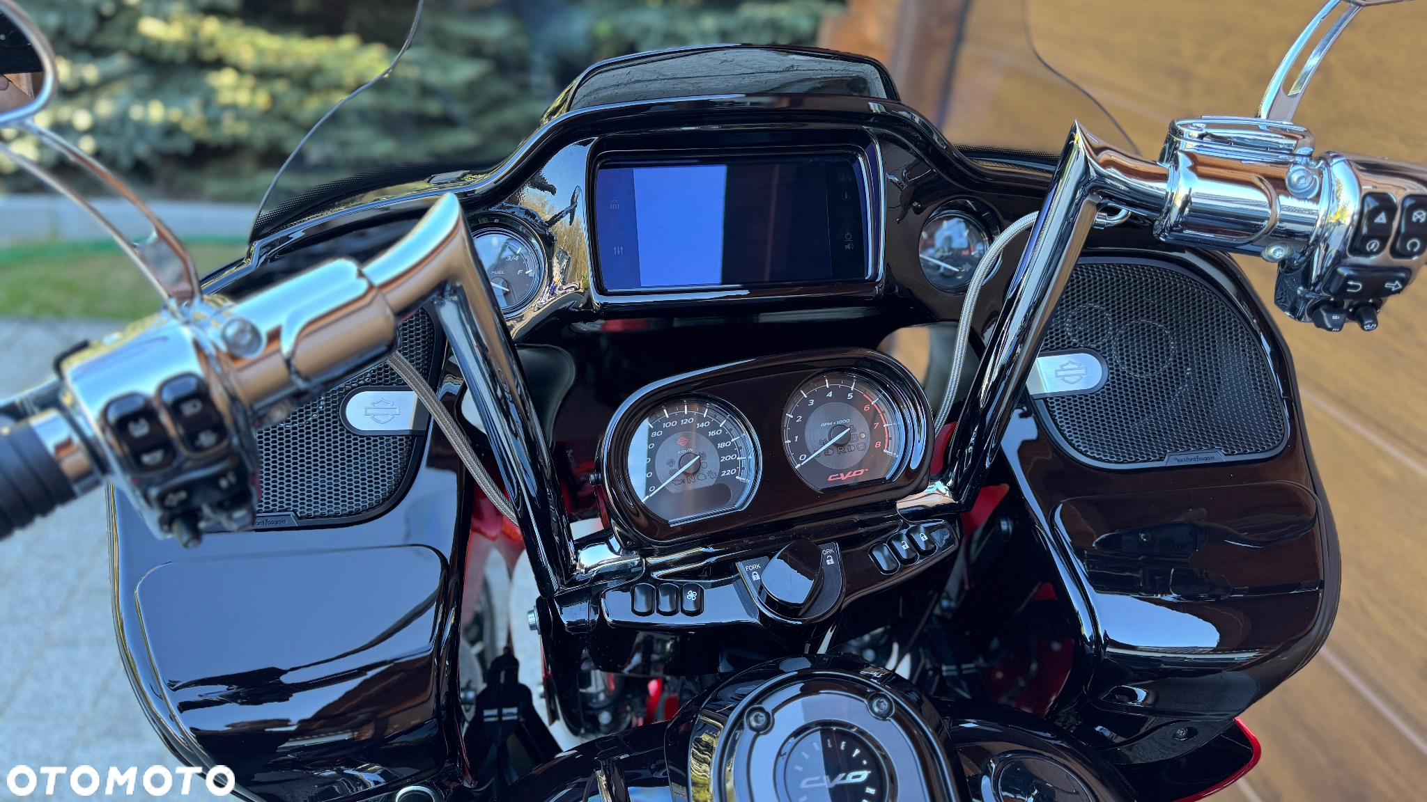 Harley-Davidson Touring Road Glide - 26
