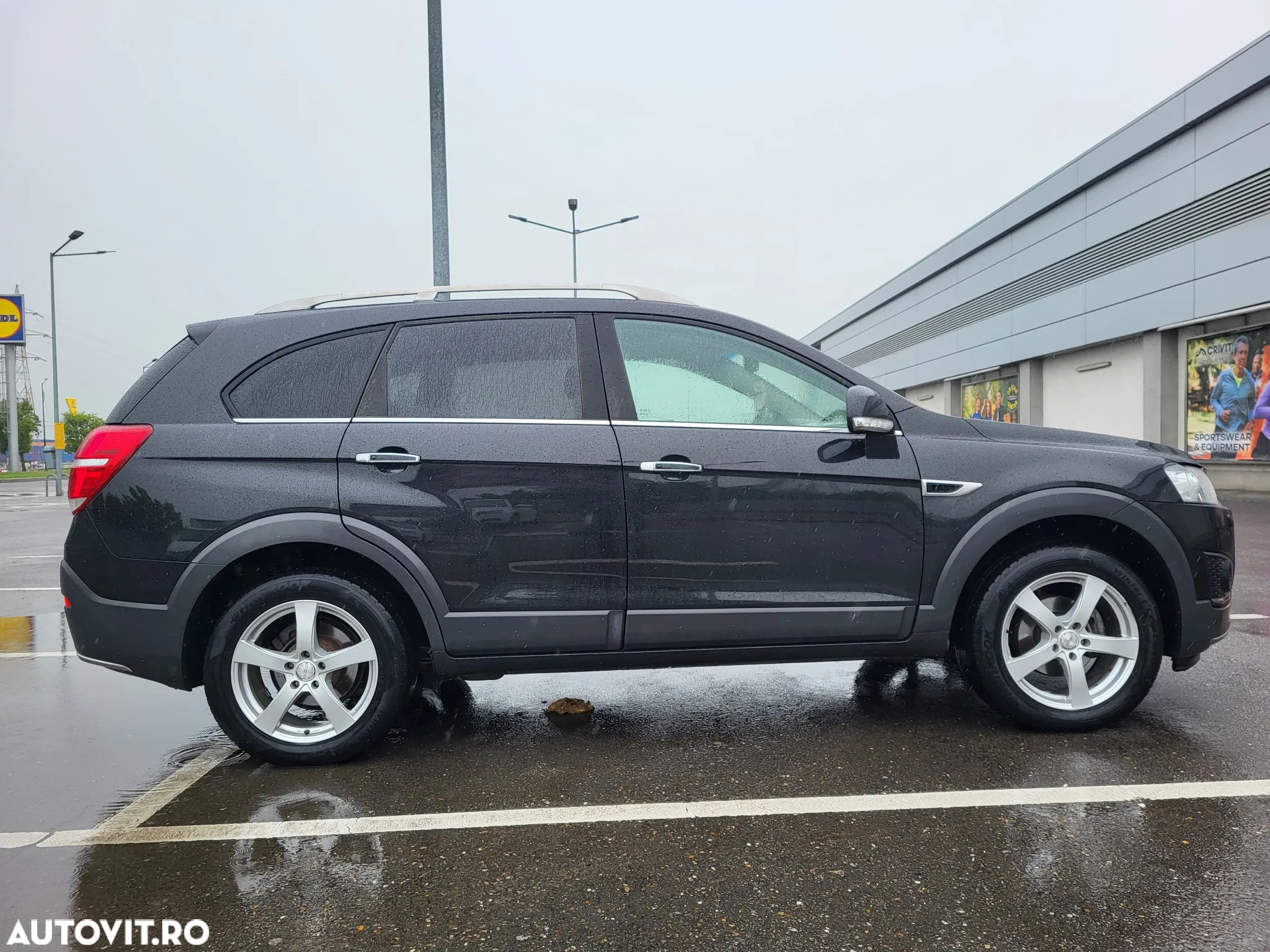 Chevrolet Captiva 2.2D AWD 7 locuri LTZ black leather - 3