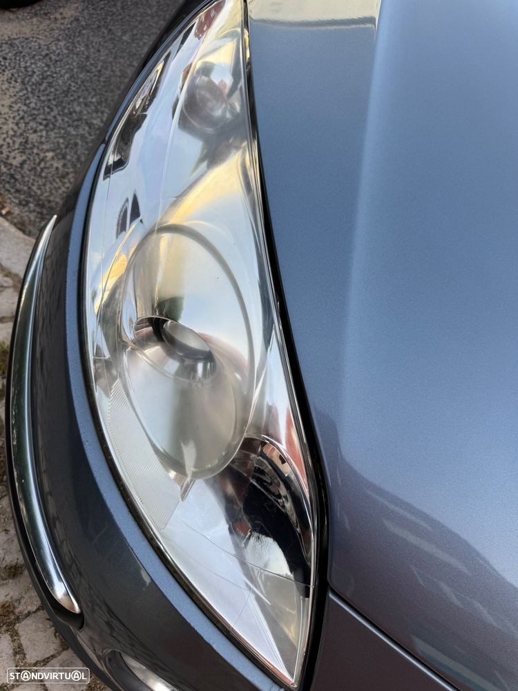 Peugeot 407 SW 1.6 HDi SE Navteq FAP - 16