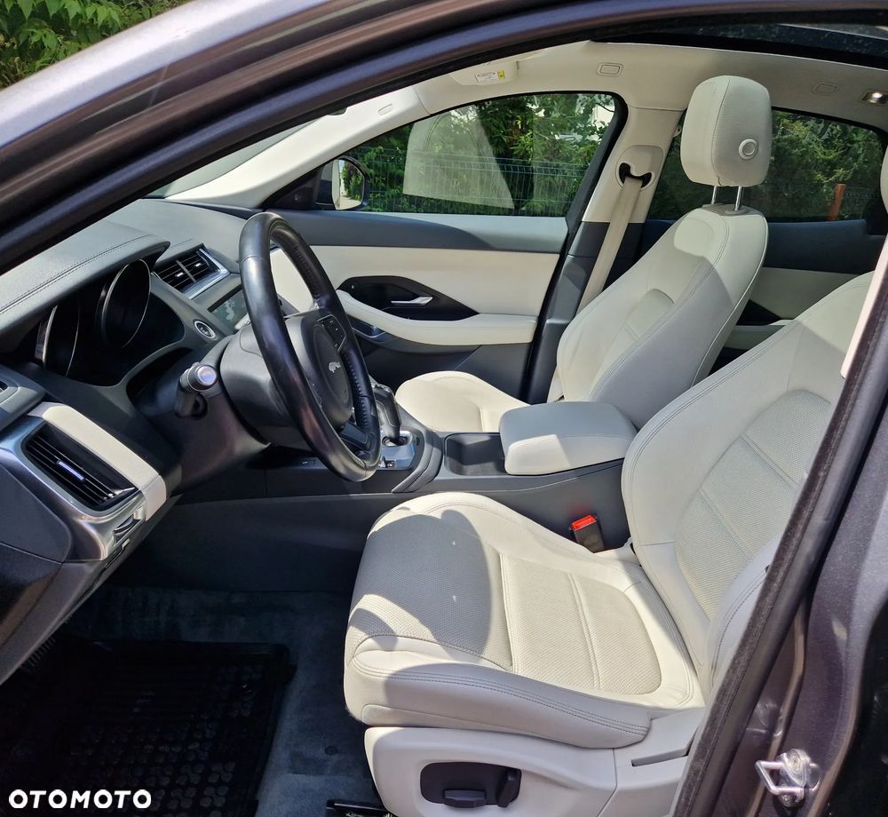 Jaguar E-Pace D150 AWD S - 22