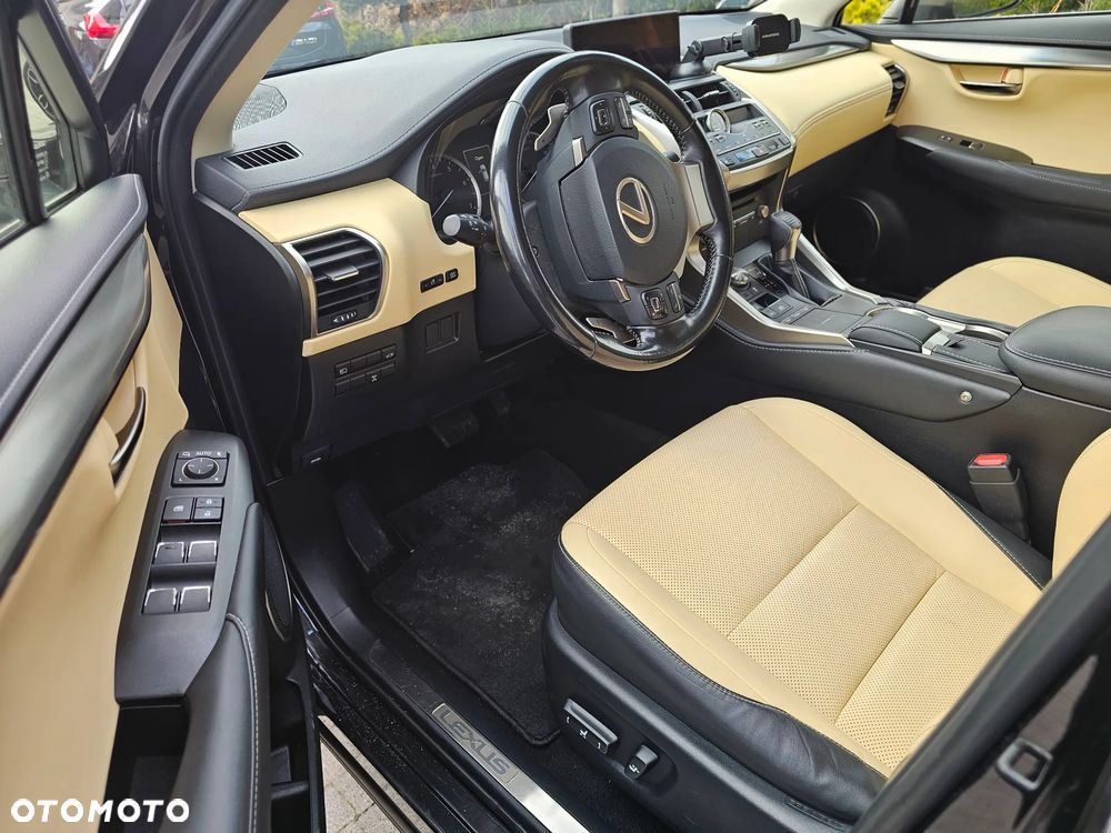 Lexus NX 300 Comfort AWD - 15