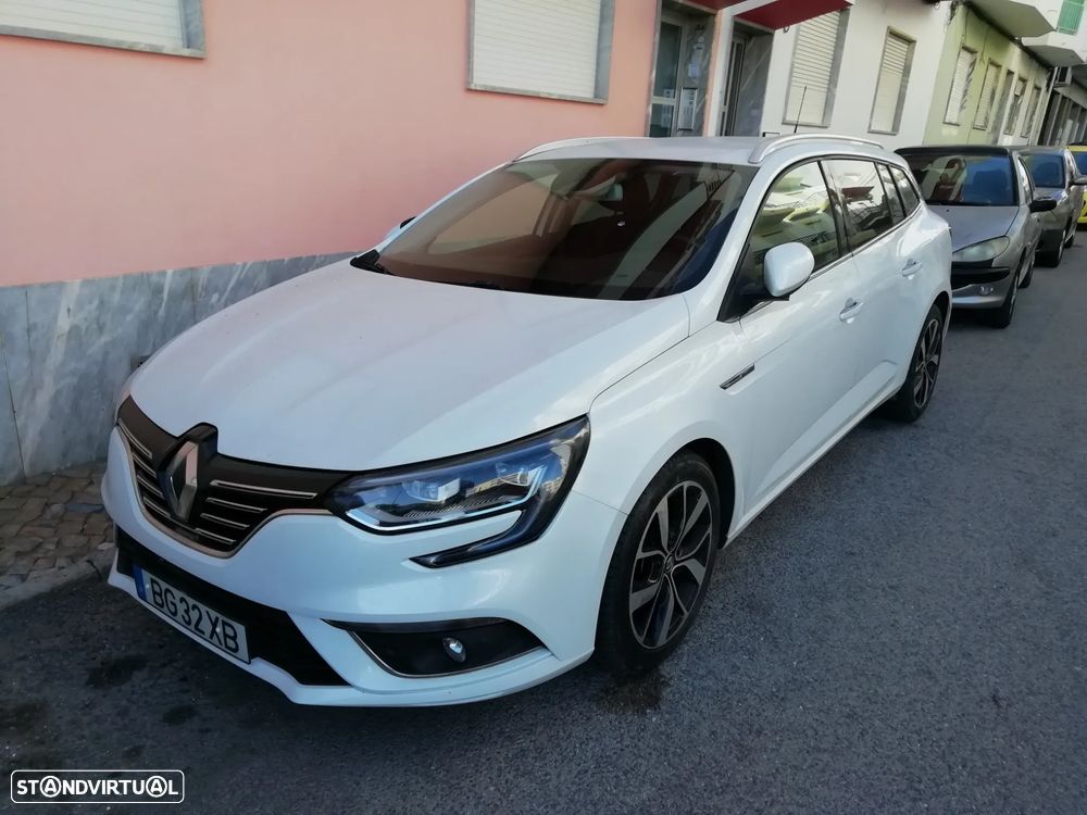 Renault Mégane Sport Tourer - 2