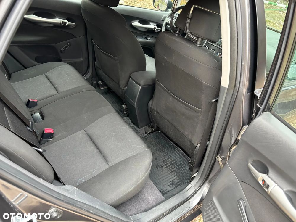 Toyota Auris 1.33 VVT-i Active - 7
