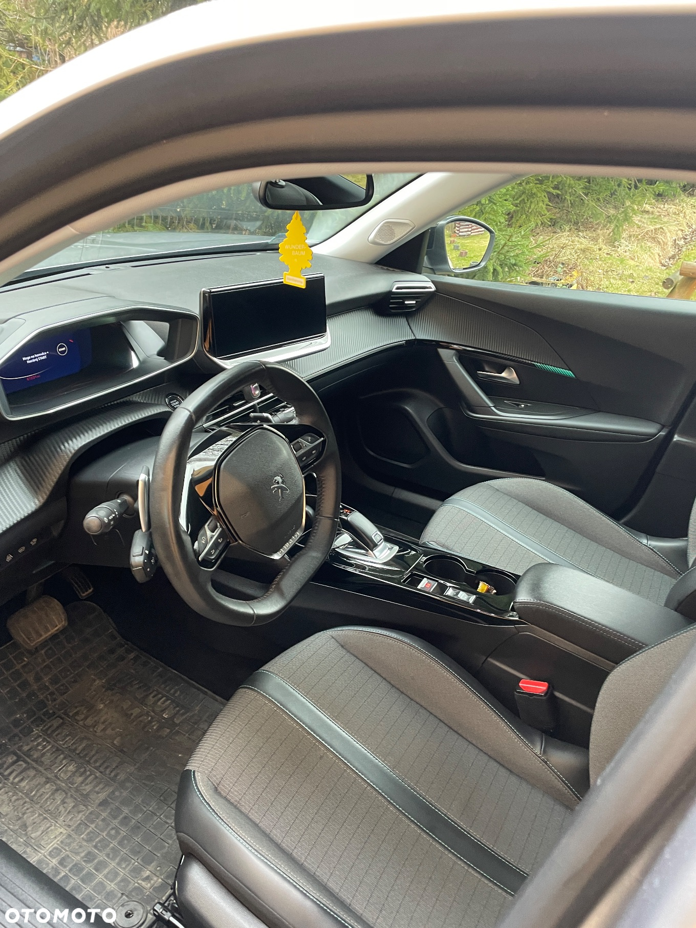 Peugeot 2008 1.2 PureTech Allure Pack S&S EAT8 - 6