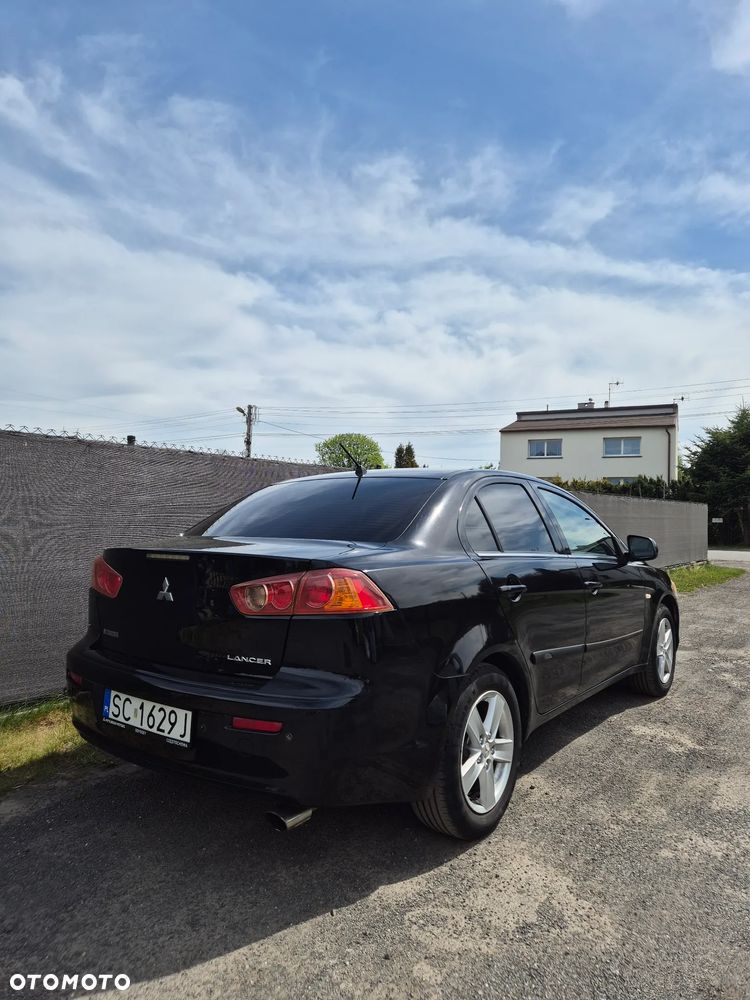 Mitsubishi Lancer 1.8 Invite CVT - 3