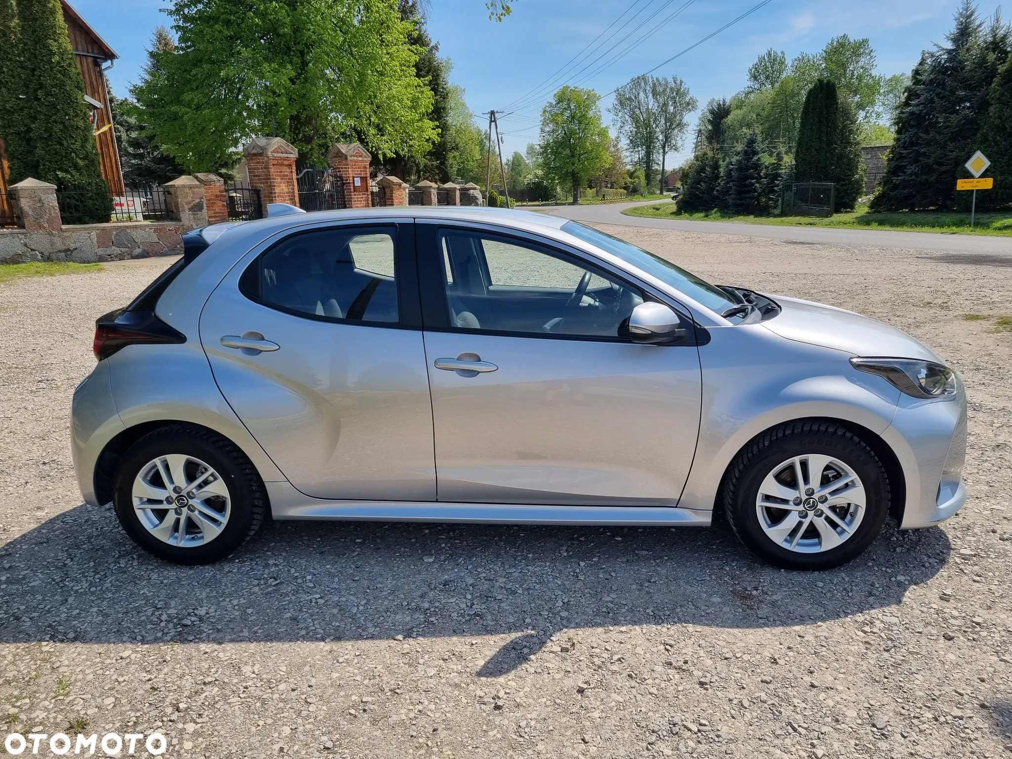 Mazda 2 Hybrid 1.5 VVT-i 116 CVT CENTRE-LINE - 14