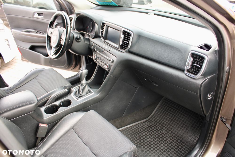 Kia Sportage 2.0 CRDI Business Line 4WD - 9